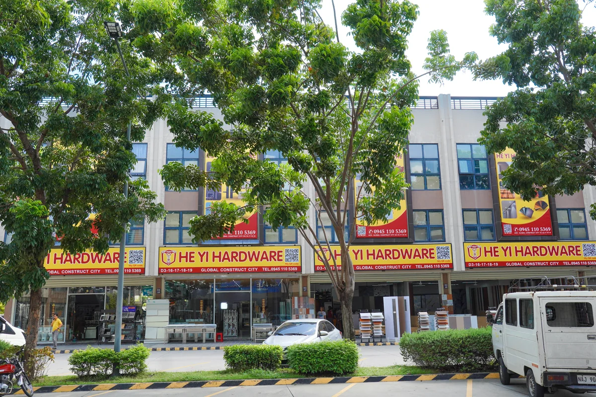 Tiles and building material stores